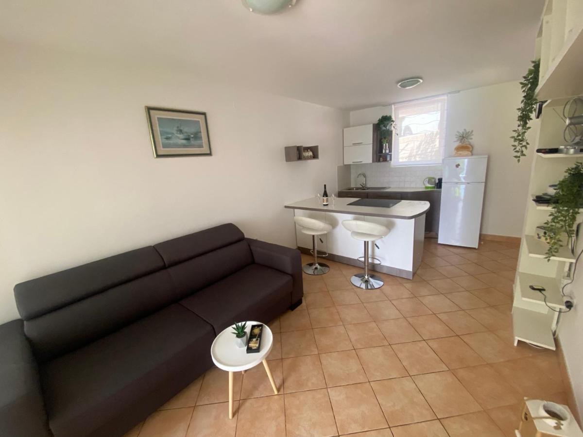 App Ra Appartement Selce Buitenkant foto